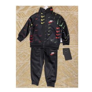 Nike multi color/ black track set 12 month